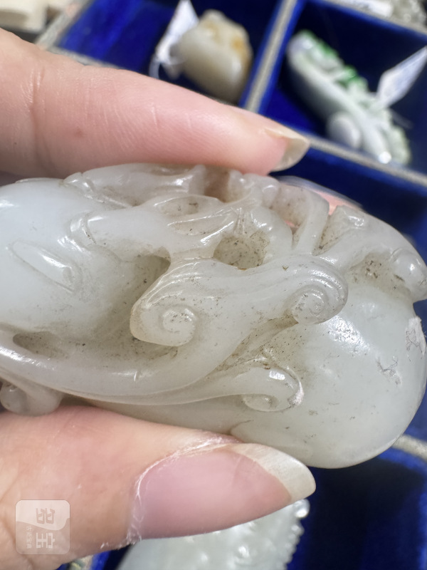 清 玉鹿衔灵芝 - 图5